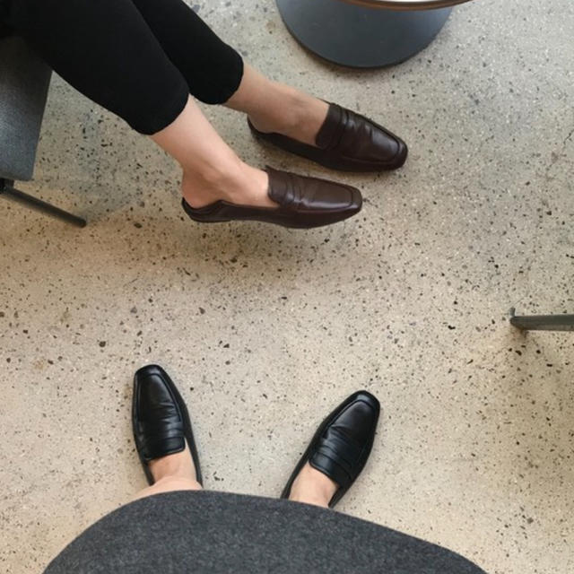 TODAYFUL(トゥデイフル)のponpon 2way loafer レディースの靴/シューズ(ローファー/革靴)の商品写真