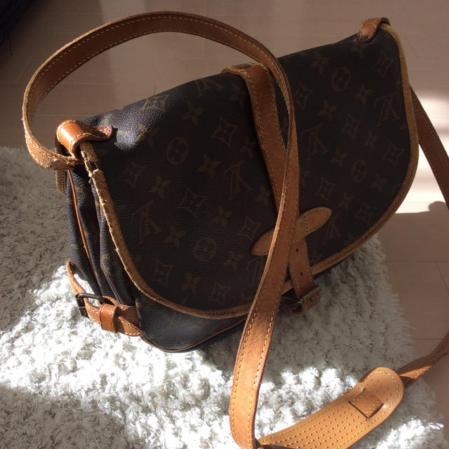 LOUIS VUITTON(ルイヴィトン)の LOUIS VUITTON モノグラム ソミュール30 レディースのバッグ(ショルダーバッグ)の商品写真