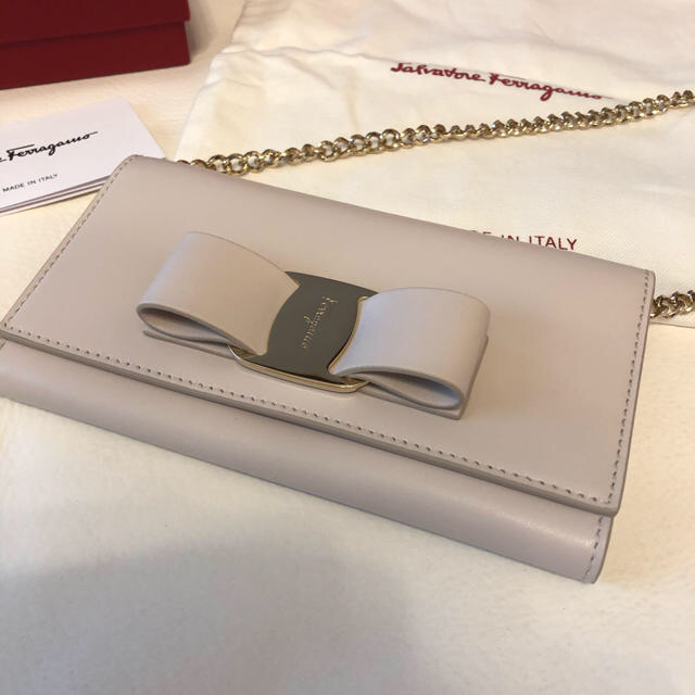 Salvatore Ferragamo(サルヴァトーレフェラガモ)のフェラガモ ♡ウォレットチェーンバッグ レディースのバッグ(ショルダーバッグ)の商品写真