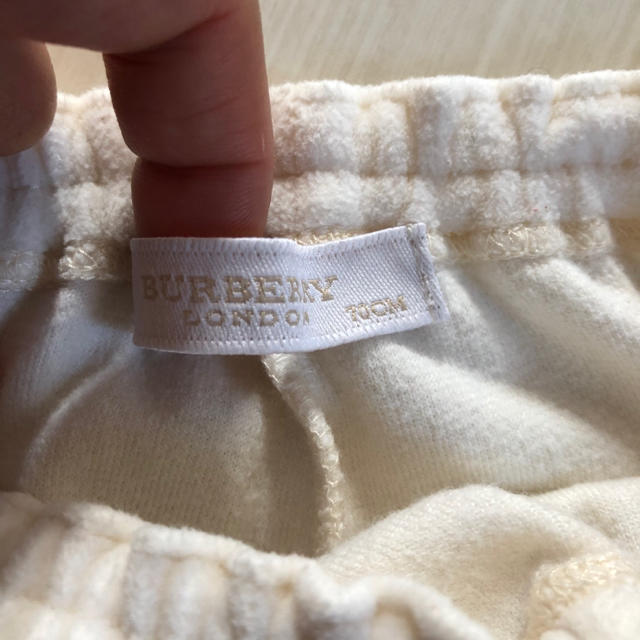 BURBERRY(バーバリー)の【Burberry 70サイズ　足付きパンツ　ズボン　アウター 】 キッズ/ベビー/マタニティのベビー服(~85cm)(パンツ)の商品写真