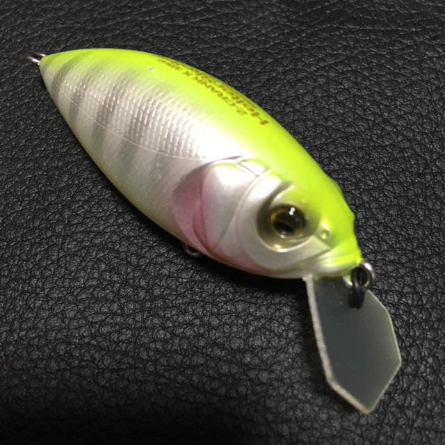 Megabass(メガバス)の美品♦︎メガバス Zクランク ゼットクランク スポーツ/アウトドアのフィッシング(ルアー用品)の商品写真