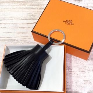 エルメス(Hermes)の新品未使用！エルメス カルメン ブラック(キーホルダー)