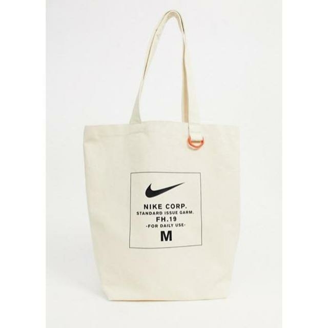 NIKE(ナイキ)のNike(ナイキ) トートバッグ 肩掛け ホワイト レディースのバッグ(トートバッグ)の商品写真