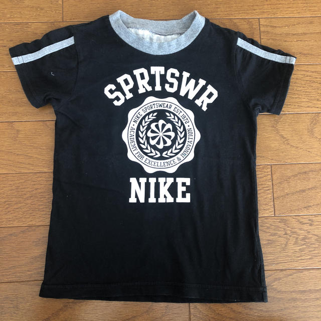 NIKE(ナイキ)のナイキ  Ｔシャツ キッズ/ベビー/マタニティのキッズ服男の子用(90cm~)(Tシャツ/カットソー)の商品写真