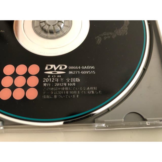 トヨタ(トヨタ)の送料無料 トヨタ純正 DVDナビ ディスク DVD-ROM 2012年冬 全国版 自動車/バイクの自動車(カーナビ/カーテレビ)の商品写真