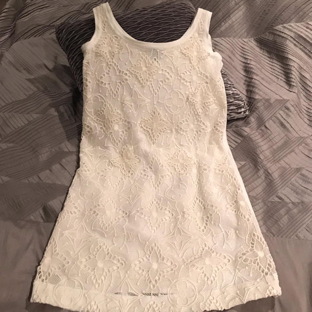 お値下げ中】ルイヴィトン 白 ゴージャス レース ドレス 34サイズ 春夏