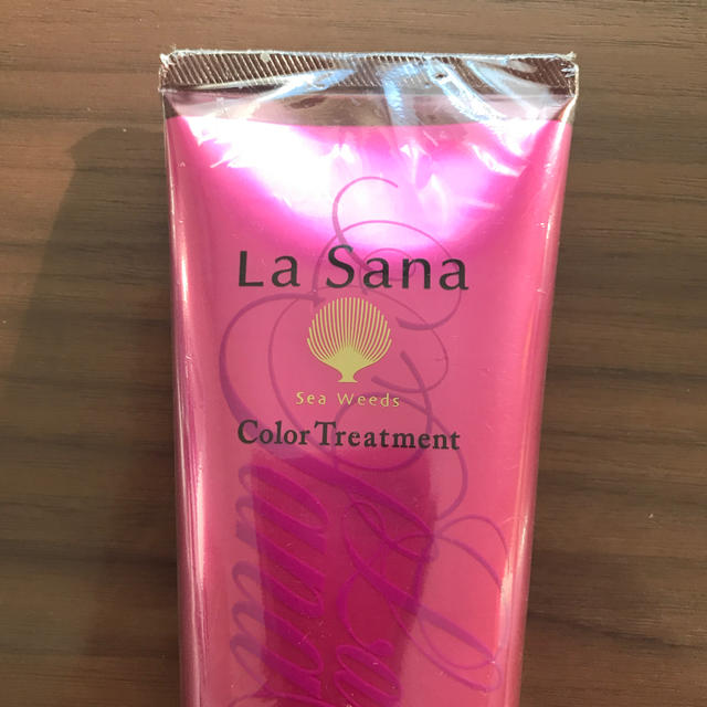 LaSana(ラサーナ)のラサーナ　ヘアーカラートリートメント コスメ/美容のヘアケア/スタイリング(白髪染め)の商品写真