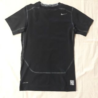 ナイキ(NIKE)のNIKE　アンダーウエア(半袖)(ウェア)