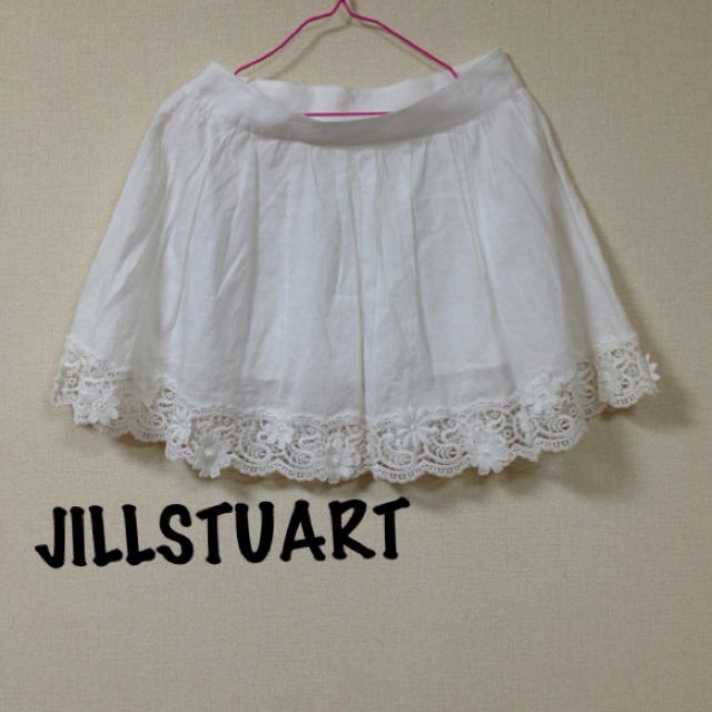 JILLSTUART(ジルスチュアート)のJILLSTUART＊刺繍スカート レディースのスカート(ひざ丈スカート)の商品写真