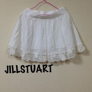 ジルスチュアート(JILLSTUART)のJILLSTUART＊刺繍スカート(ひざ丈スカート)