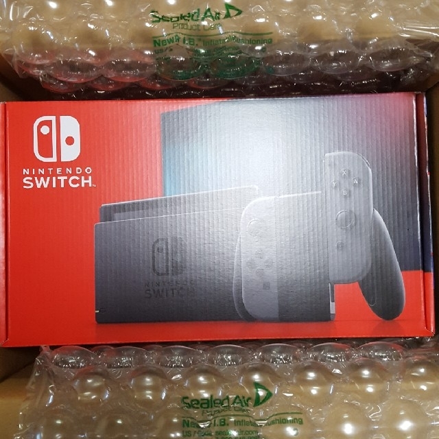 Nintendo Switch(ニンテンドースイッチ)のNintendo Switch Joy-Con(L)/(R) グレー エンタメ/ホビーのゲームソフト/ゲーム機本体(家庭用ゲーム機本体)の商品写真