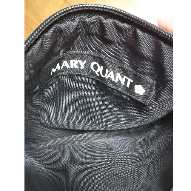 MARY QUANT(マリークワント)のマリークワント ティッシュケース付ポーチ レディースのファッション小物(ポーチ)の商品写真