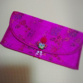 韓国 刺繍 ☆ お財布(財布)