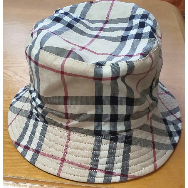 BURBERRY(バーバリー)のBURBERRY リバーシブルハット レディースの帽子(ハット)の商品写真