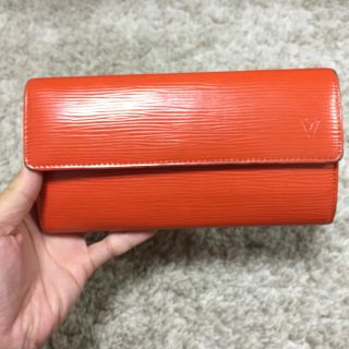 ルイヴィトン(LOUIS VUITTON)のLOUIS VUITTON エピ 長財布(財布)