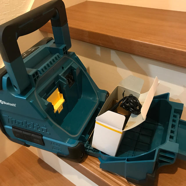 Makita(マキタ)のマキタ　MR200 スマホ/家電/カメラのオーディオ機器(スピーカー)の商品写真