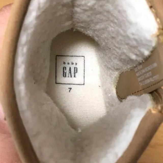 GAP Kids(ギャップキッズ)のGAP ムートンブーツ 14センチ キッズ/ベビー/マタニティのベビー靴/シューズ(~14cm)(ブーツ)の商品写真
