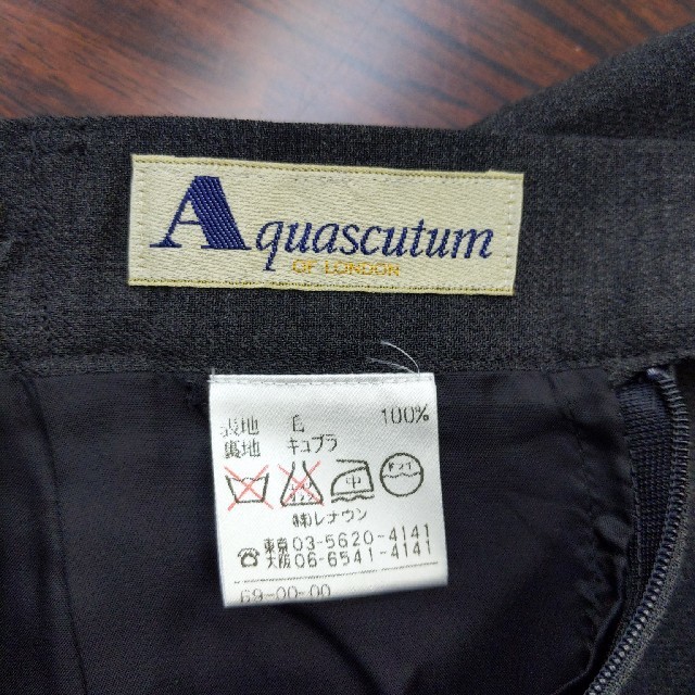 AQUA SCUTUM(アクアスキュータム)の日本製☆15号☆Aquascutum☆アクアスキュータム☆毛100％スカート レディースのスカート(その他)の商品写真