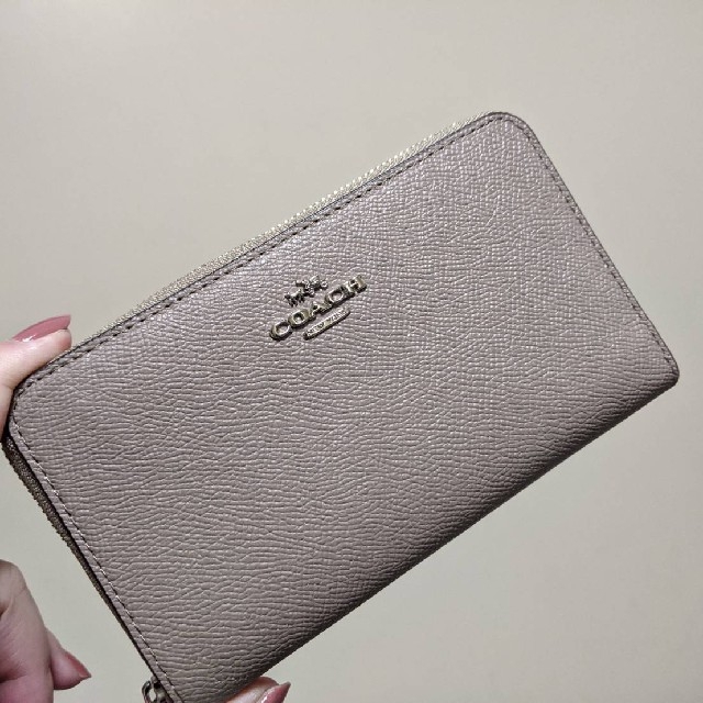 シルバーストーンサイズCOACH コーチ ミディアム ジップ アラウンド ウォレット