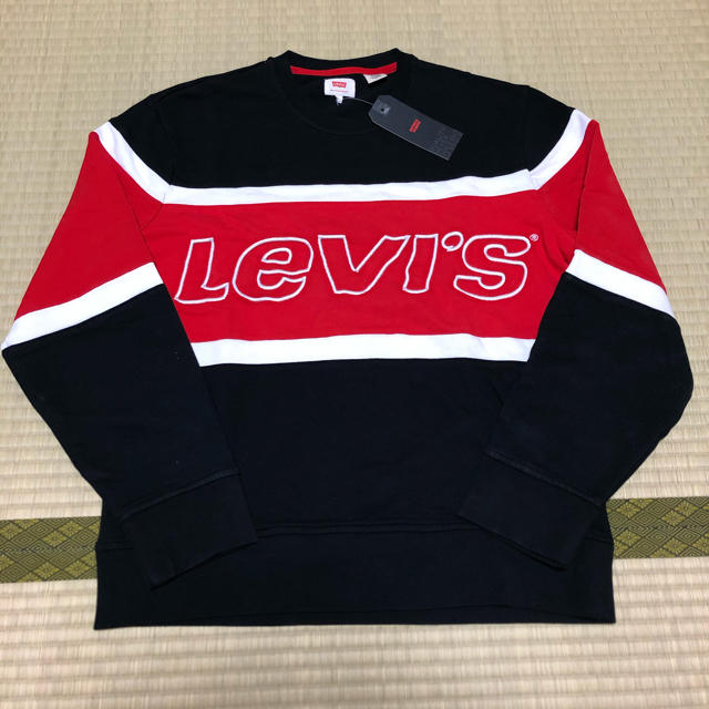 Levi's(リーバイス)のLevi's クルーネックスウェット メンズのトップス(スウェット)の商品写真