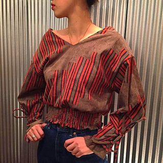 アメリヴィンテージ(Ameri VINTAGE)のビンテージ TOPS(シャツ/ブラウス(長袖/七分))