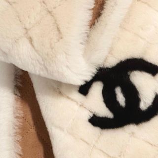 ●CHANEL シャネル  ファー ムートン\u0026カシミヤ ストール マフラー