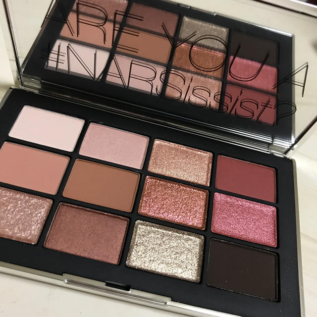 NARS ナーズイスト　ウォンテッド　アイシャドウパレット