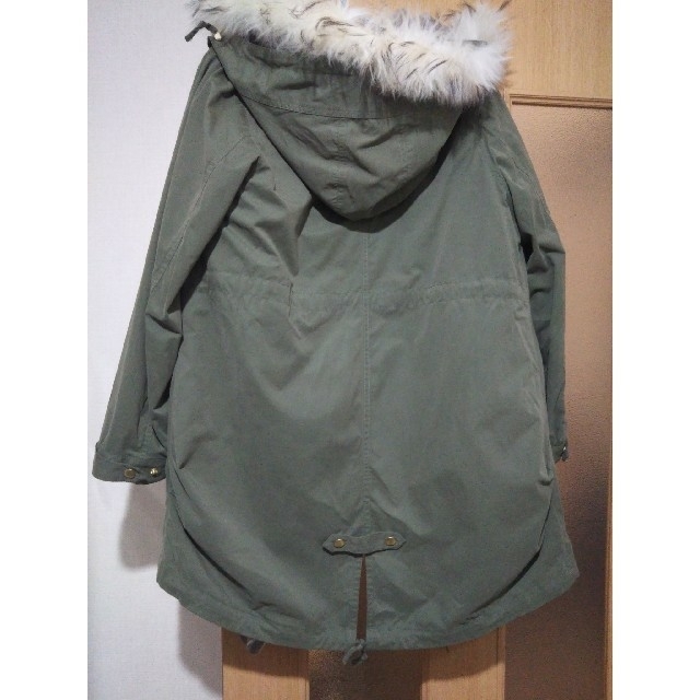 Discoat(ディスコート)のモッズコート　カーキ　女性用 レディースのジャケット/アウター(モッズコート)の商品写真