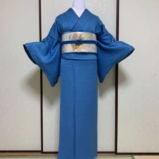 ブルーの色無地着物セット(一つ紋付•未使用•しつけ付)の通販 by
