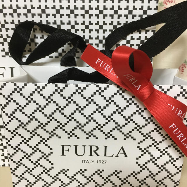 Furla(フルラ)の新品フルラキーケース☆ レディースのファッション小物(キーケース)の商品写真