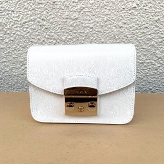 フルラ(Furla)の新品フルラ未使用メトロポリス正規品バッグ 大人気ローラさんご愛用アイテム(ショルダーバッグ)