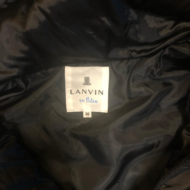 LANVIN en Bleu(ランバンオンブルー)のランバンオンブルー   ダウンコート　美品 レディースのジャケット/アウター(ダウンコート)の商品写真