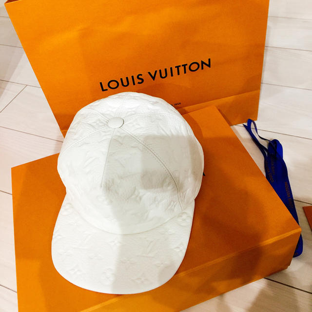 VUITTON☆キャップ White