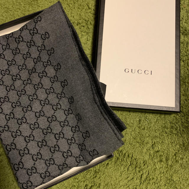 新着 GUCCI リバーシブルマフラー ファッション小物