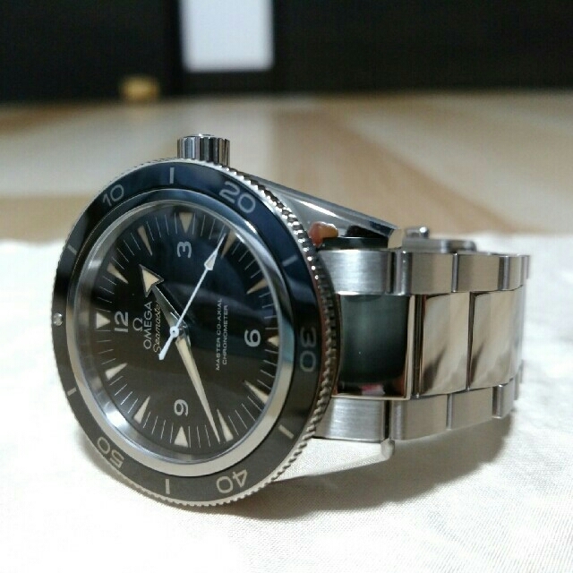 OMEGA(オメガ)のオメガ シーマスター 300 マスターコーアクシャル メンズの時計(腕時計(アナログ))の商品写真