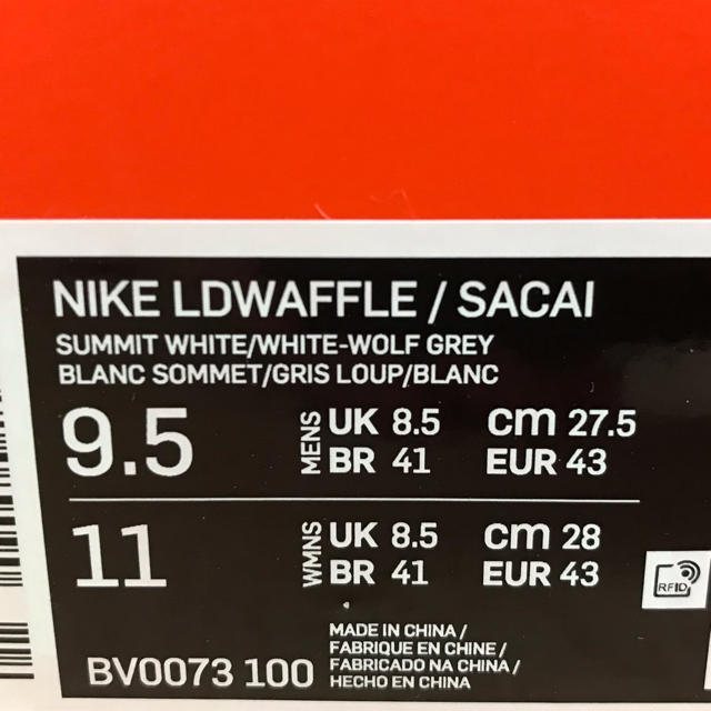 NIKE(ナイキ)のNIKE sacai LD waffle Summit White 27.5cm メンズの靴/シューズ(スニーカー)の商品写真