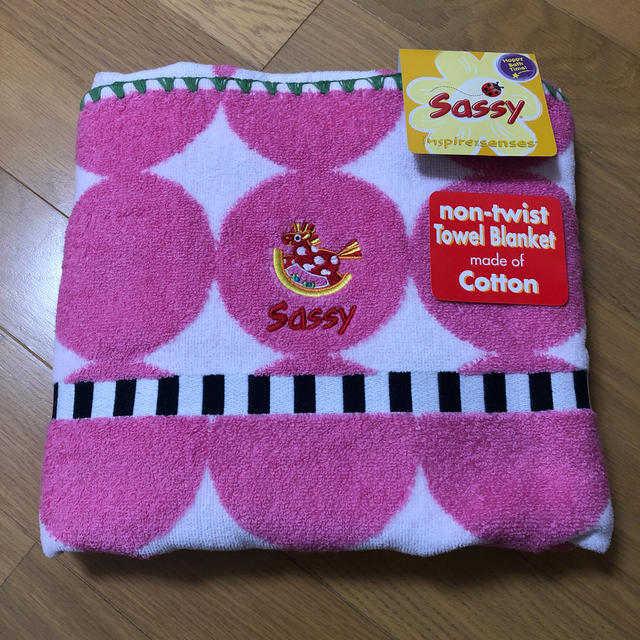 Sassy(サッシー)の専用●sassy●サッシー●タオルブランケット●難あり キッズ/ベビー/マタニティの外出/移動用品(ベビーカー用アクセサリー)の商品写真