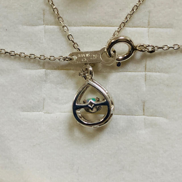 4℃(ヨンドシー)の美品　4°C  シズクネックレス　　シルバー・ダイヤモンド　刻印有 レディースのアクセサリー(ネックレス)の商品写真