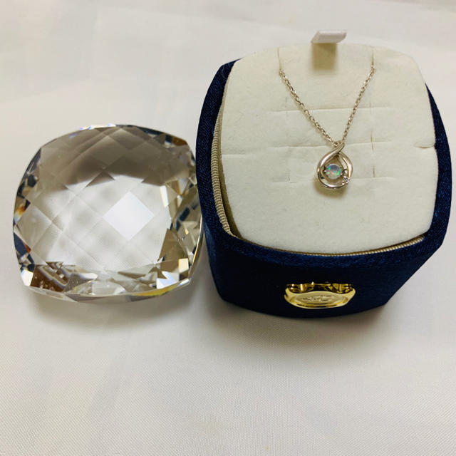 4℃(ヨンドシー)の美品　4°C  シズクネックレス　　シルバー・ダイヤモンド　刻印有 レディースのアクセサリー(ネックレス)の商品写真