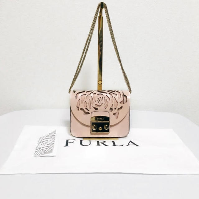 バッグ専用出品【廃盤】FURLA 90周年記念 限定 メトロポリス 芍薬 ペールピンク