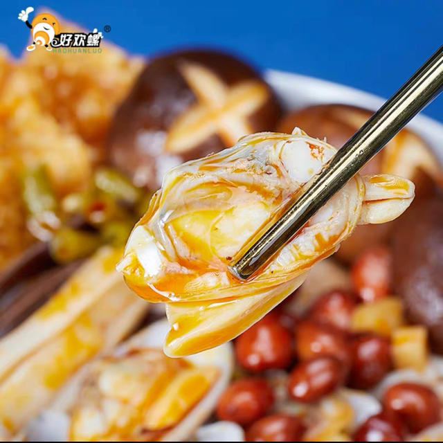 螺蛳粉 ルオスーフェン あさり味 5ハコ+紫パック1個 食品/飲料/酒の食品(麺類)の商品写真