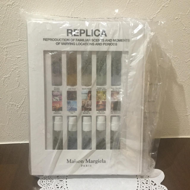 Maison Martin Margiela(マルタンマルジェラ)のReplica ミニ サンプル 10本セット コスメ/美容の香水(ユニセックス)の商品写真