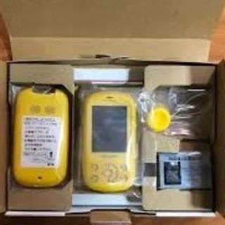 エヌティティドコモ(NTTdocomo)の【新品】ドコモキッズ携帯 F-03J イエロー(黄) SIMフリー(携帯電話本体)