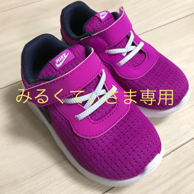 NIKE(ナイキ)の【新品・未使用】ナイキタンジュンシューズ13㎝ キッズ/ベビー/マタニティのベビー靴/シューズ(~14cm)(スニーカー)の商品写真