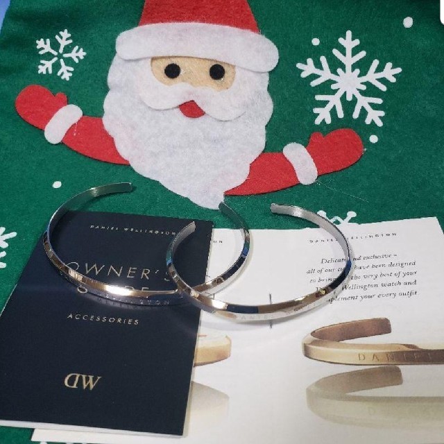 Daniel Wellington(ダニエルウェリントン)の新品❤ダニエルウェリントン♥バングルペアセット シルバー♥激安出品♥送料無料 レディースのアクセサリー(ブレスレット/バングル)の商品写真