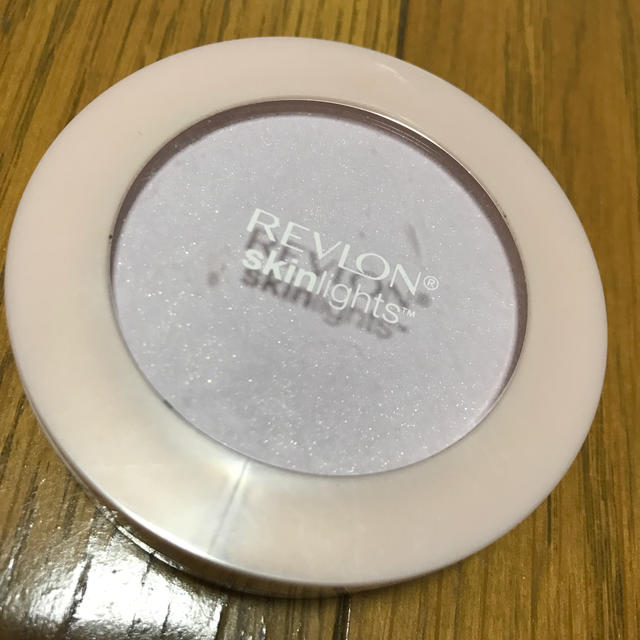 REVLON(レブロン)の専用♡♡レブロン SkinLights ハイライト コスメ/美容のベースメイク/化粧品(フェイスカラー)の商品写真