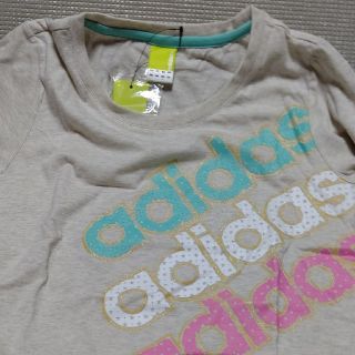 アディダス(adidas)の長袖Tシャツ(Tシャツ(長袖/七分))