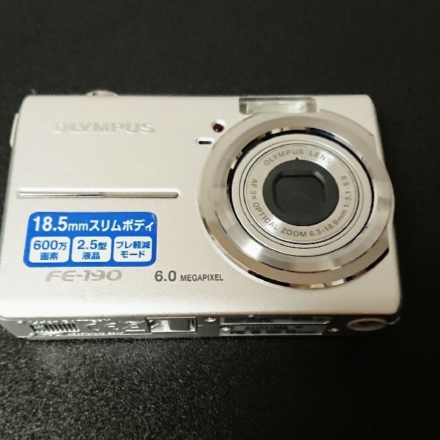 OLYMPUS オリンパス デジタルカメラ FE-190 スマホ/家電/カメラのカメラ(コンパクトデジタルカメラ)の商品写真