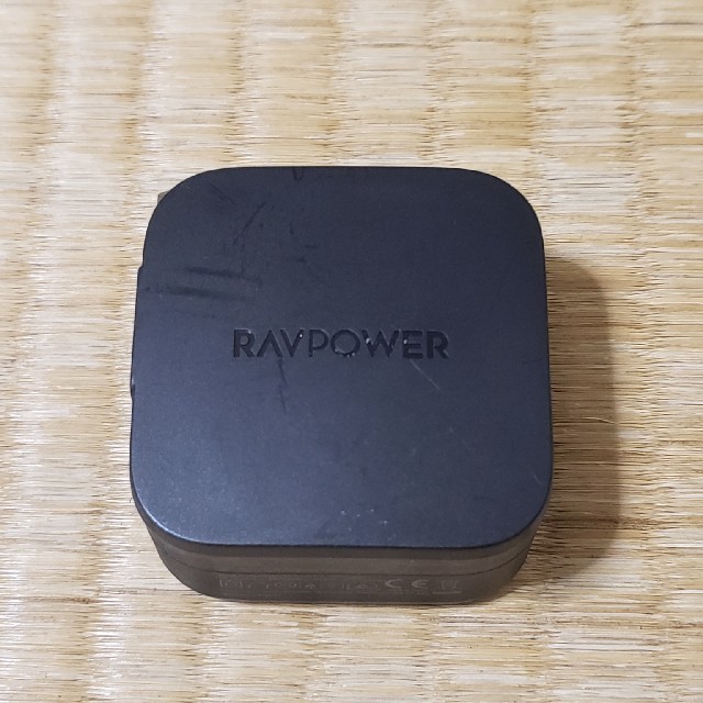 SUNVALLEY(サンバレー)のRAVPower USB-PD 18W 急速充電器 スマホ/家電/カメラのスマートフォン/携帯電話(バッテリー/充電器)の商品写真