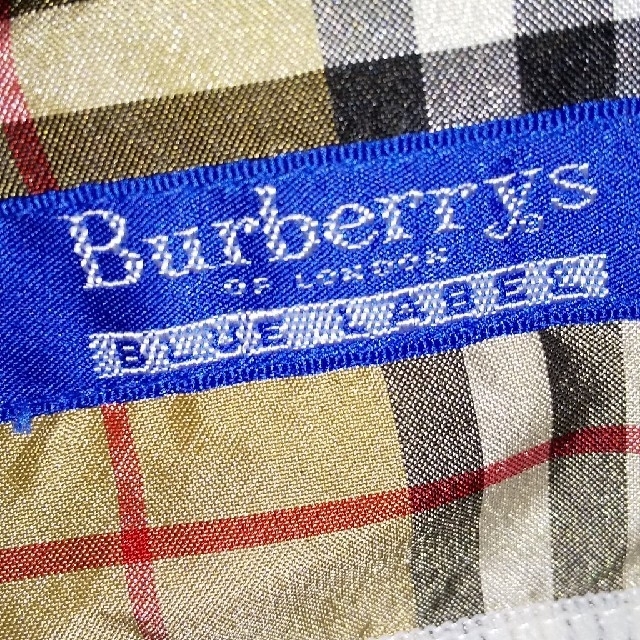 BURBERRY BLUE LABEL(バーバリーブルーレーベル)のバーバリーBURBERRYブルーレーベル三陽商会マフラーused レディースのファッション小物(マフラー/ショール)の商品写真